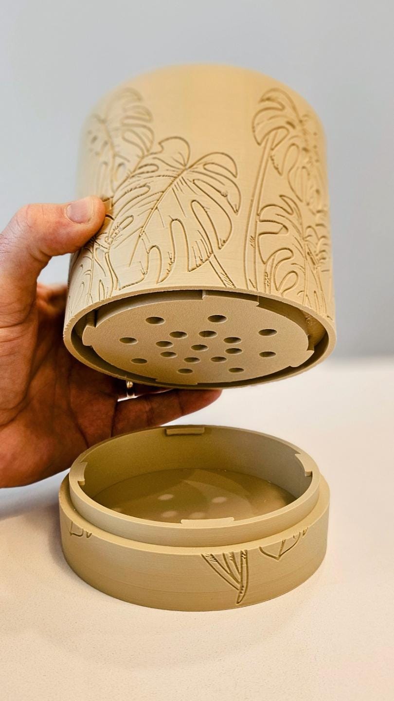 Monstera Leaf Planter with Hidden Drip Tray | Modern 3D Printed Indoor Plant Pot | 12cm Planter