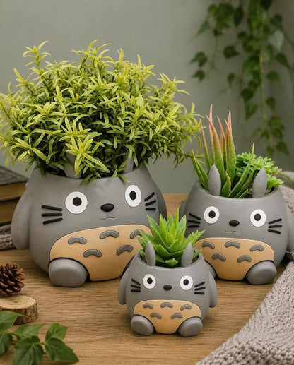 Totoro Plant Pot with Movable Legs